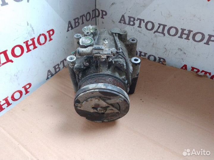 Компрессор кондиционера Jaguar S-Type 3.0 2001