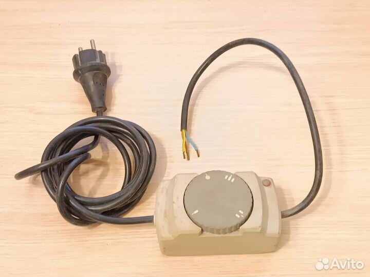 Терморегулятор 220в