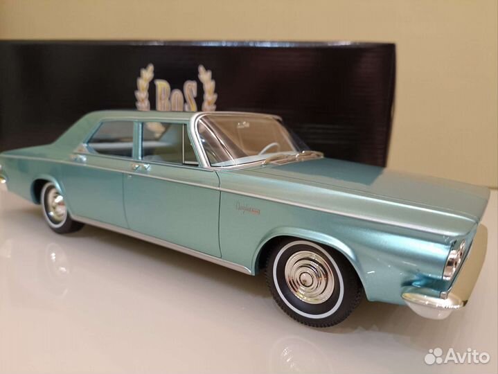 Chrysler Newport Sedan 1963г. Голубой 1:18