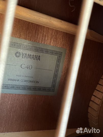 Классическая гитара yamaha c40