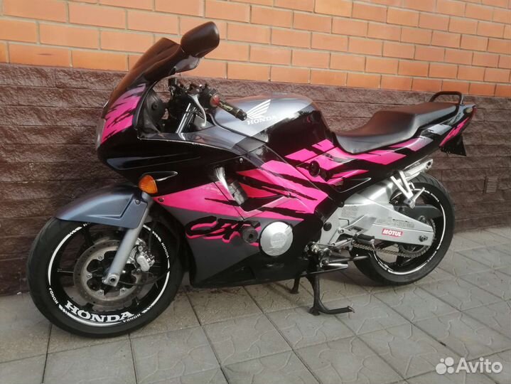 Honda CBR 600 F2