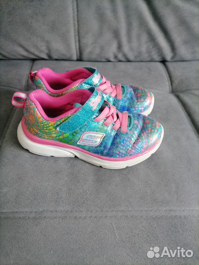 Кроссовки skechers на девочку