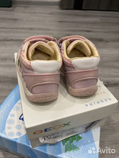 Кроссовки Geox 24