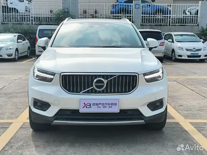 Volvo XC40 2.0 AT, 2021, 33 000 км