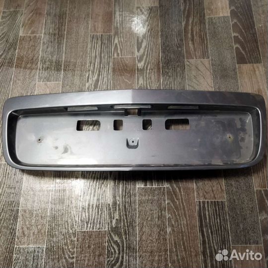 Накладка крышки багажника Nissan Primera 2002-2008