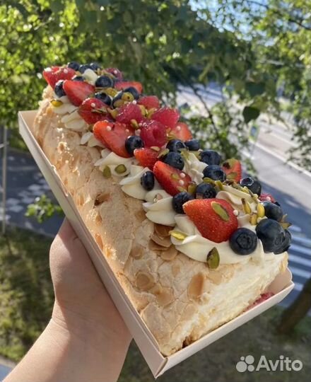 Меренговый рулет