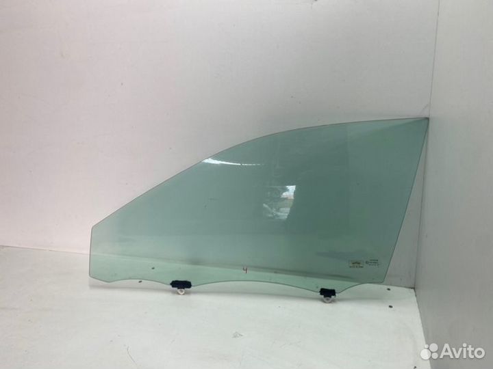 Стекло двери опускное переднее левое Toyota Camry