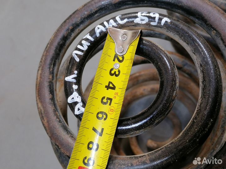 Пружина задняя Toyota Lite Ace 1989