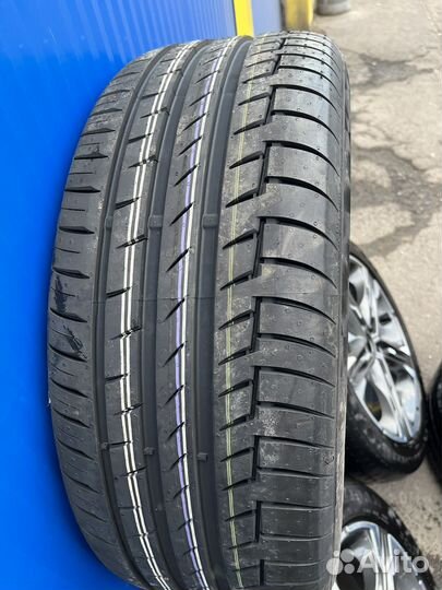 R18 Continental PremiumContact 6 235/45, PCD 5x114.3 DIA 67.1