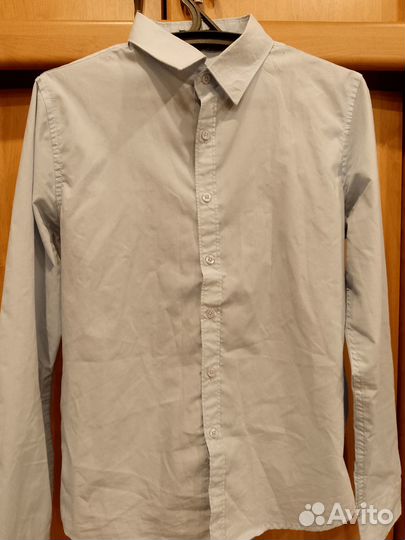 Рубашки мужские 44 46 3 штуки