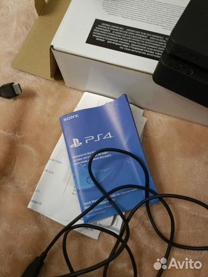 Sony PlayStation 4 Slim 1TB