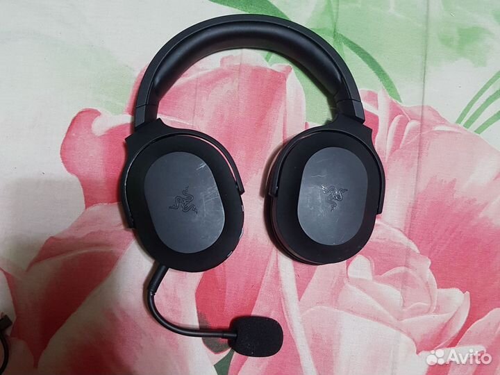 Игровые наушники Razer Barracuda X