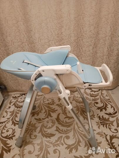 Стульчик для кормления luxmom