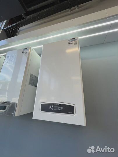 Газовый котел Ariston cares XC 24