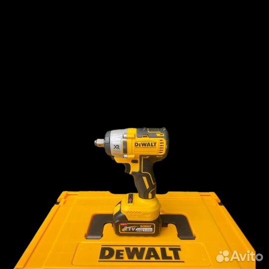 Набор 7 в 1 + 4 акб + 2 зу Dewalt арт:514