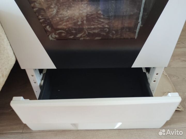 Плита электрическая стеклокерамика б/у