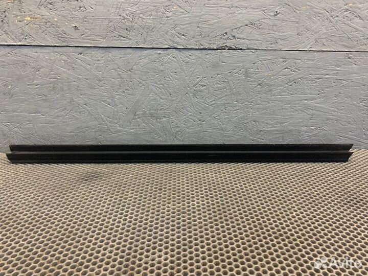 Молдинг стекла двери задний левый Bmw X7 G07