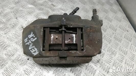 Суппорт тормозной передний правый lexus GS 3 (KEA1