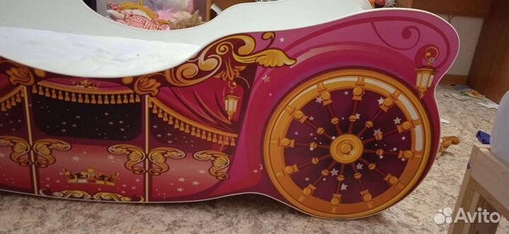 Детская кровать карета