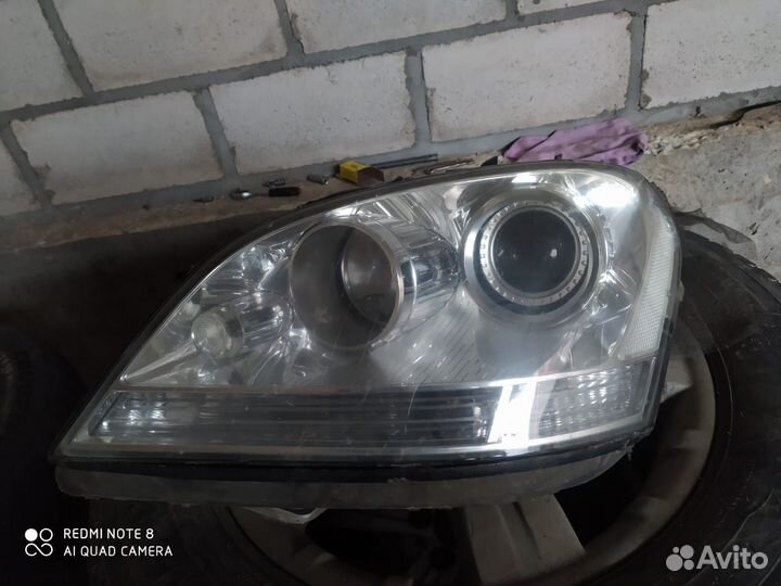Фара на Мерседес мл 164