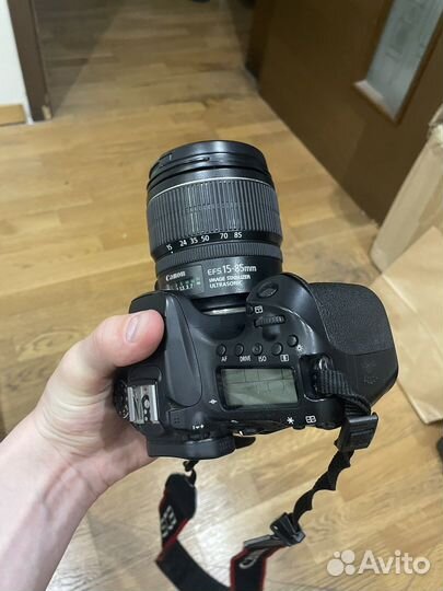 Зеркальный фотоаппарат Canon 70D