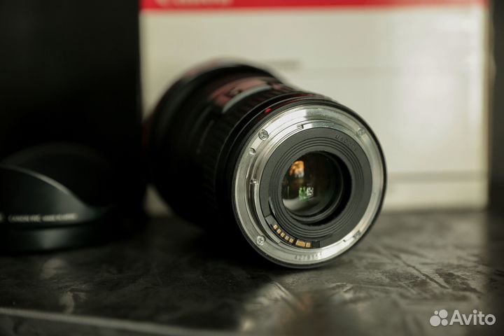 Объектив Сanon EF 16-35 mm f/2.8L II USM
