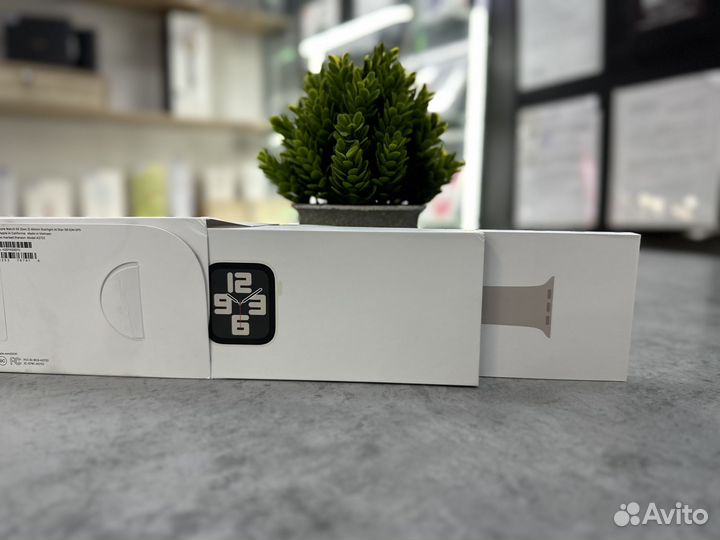 Apple Watch SE (2nd Gen) 40mm Starlight