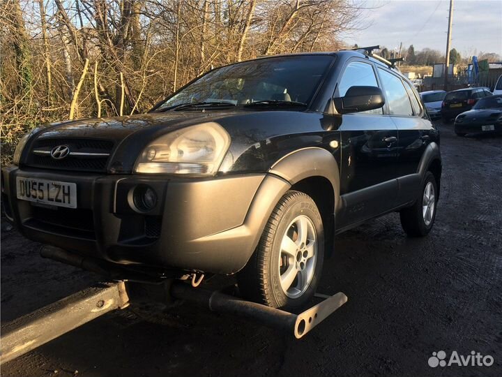 Разбор на запчасти Hyundai Tucson 1