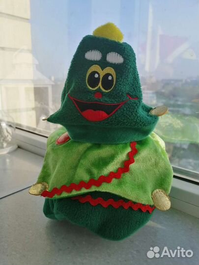 Ёлка (поёт и танцует)