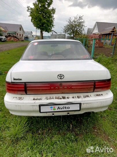 Toyota Camry 1.8 AT, 1993, 320 352 км