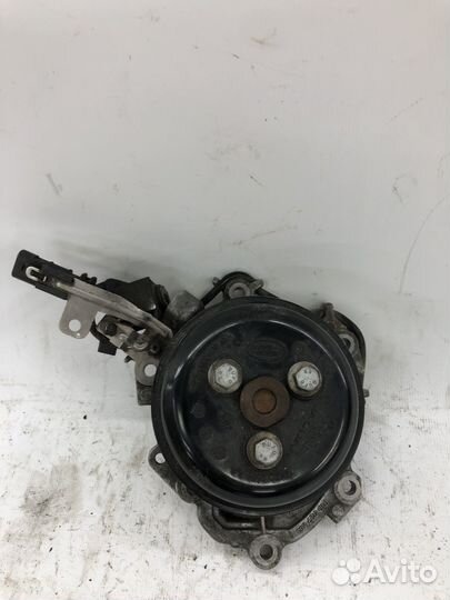 Помпа Land Rover Discovery Sport