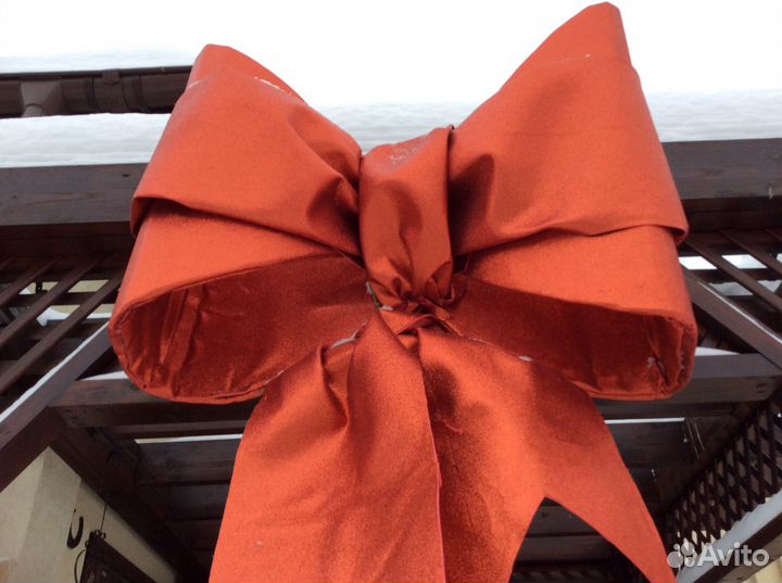 Гигантский бант