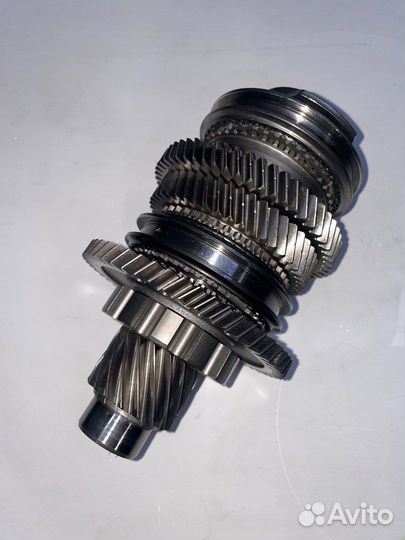 Выходной (вторичный) вал 2 DCT250 в сборе