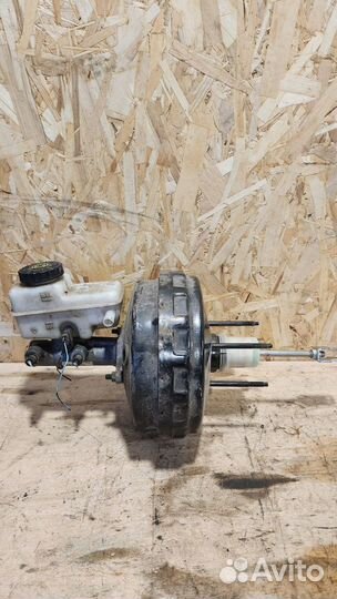 Усилитель тормозов вакуумный Nissan Navara (D40) 2