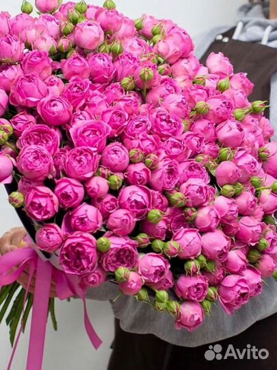 Букеты из кустовых роз