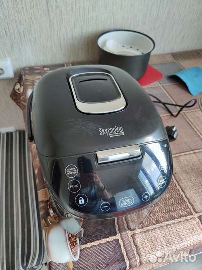 Мультиварка Redmond RMC-M800S