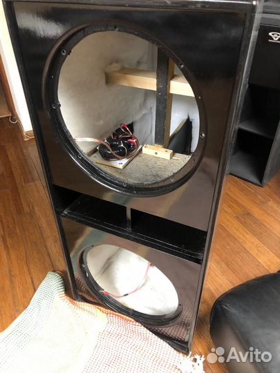 Корпуса от колонок под динамики 15 дюймов