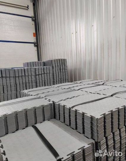 Модульная плитка пвх в спорт зал