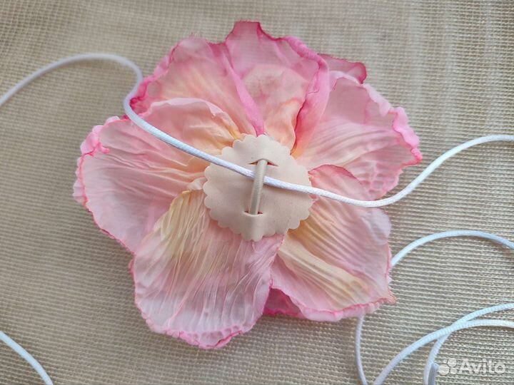 Чокер цветок тонированный розовый персиковый нежны