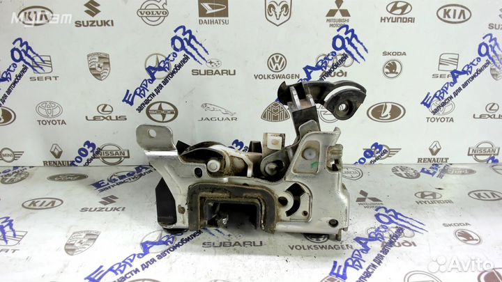 Замок двери задней правой Renault Sandero 2009-201