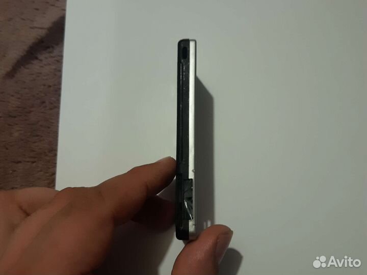Корпус для Sony Ericsson W880i Серебряный