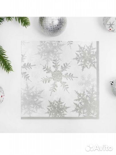 Салфетки бумажные «Снежинки»,33х33 см,набор 12 шт