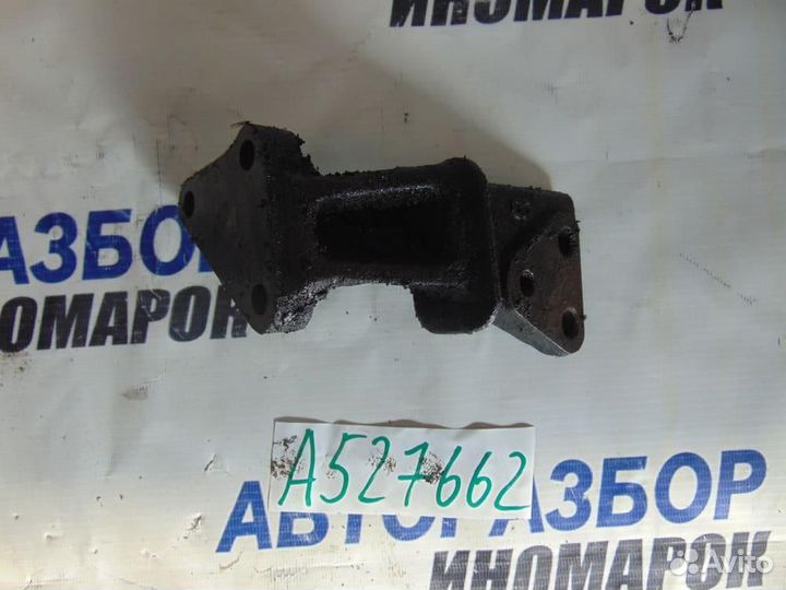 Кронштейн двигателя правый для Toyota Sprinter Mar