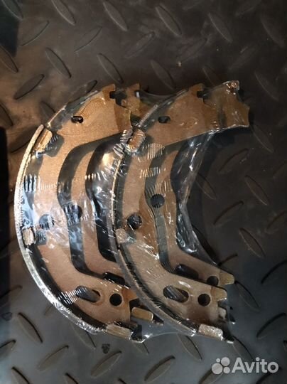 Колодки ручника кия соренто