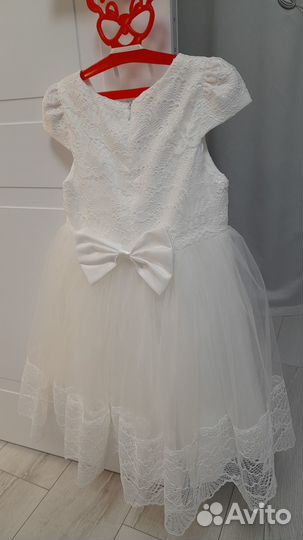 Платье нарядное для девочки 116рр