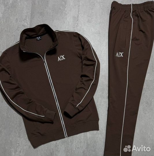 Спортивные костюмы Armani современные