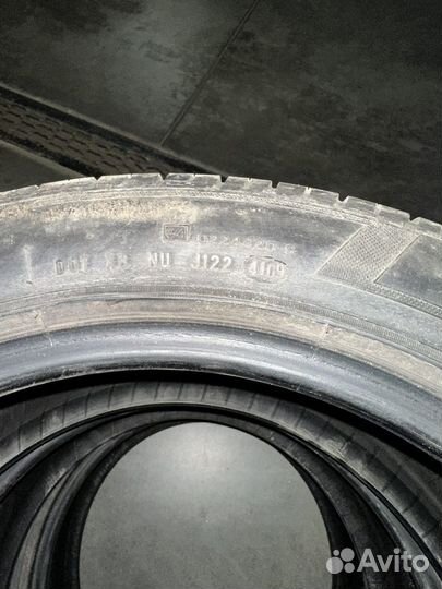 Pirelli P Zero Rosso 225/50 R17