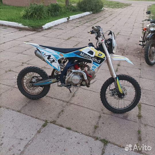 Продаю питбайк мотоленд