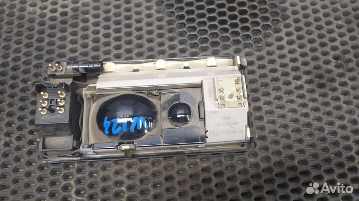 Плафон салона E220 W124 Mercedes