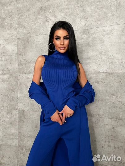 Роскошный костюм тройка универсальный 42/46